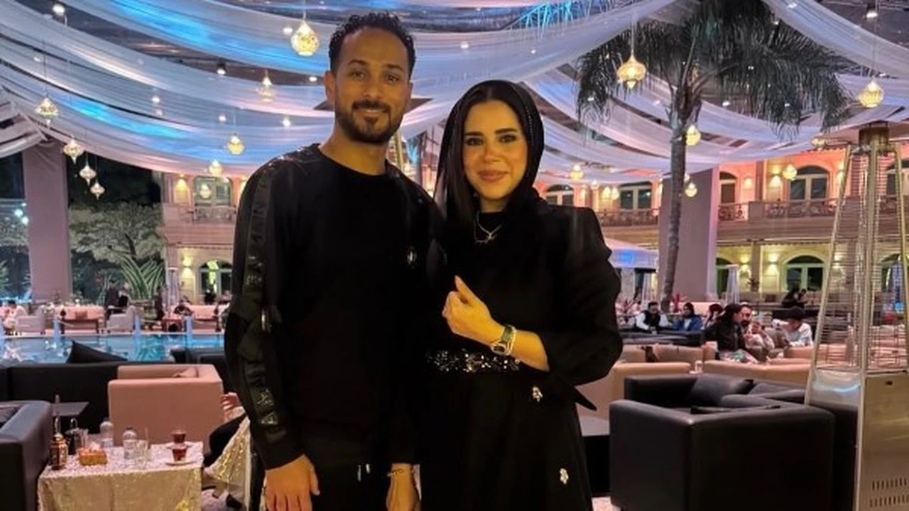 تهنئة خاصة وليد سليمان يحتفل بعيد ميلاد زوجته البنفسجي